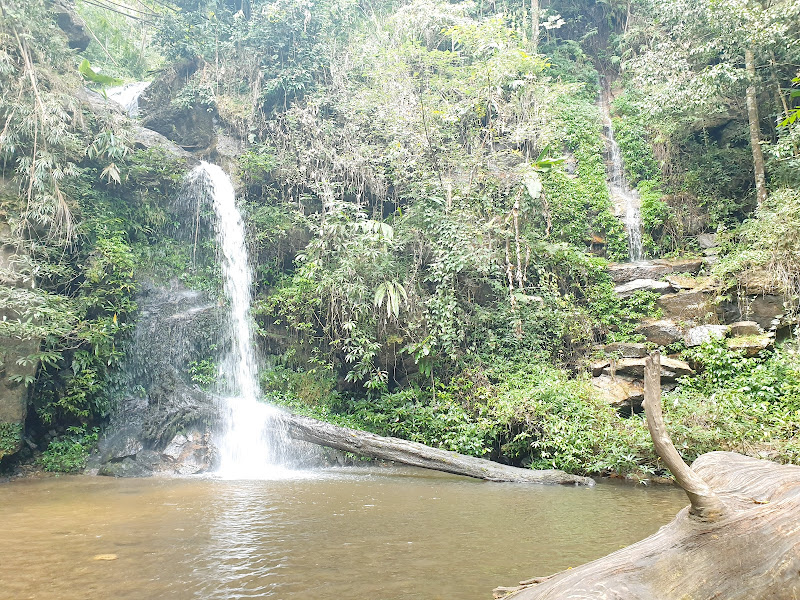Montha Than Waterfall Trailhead