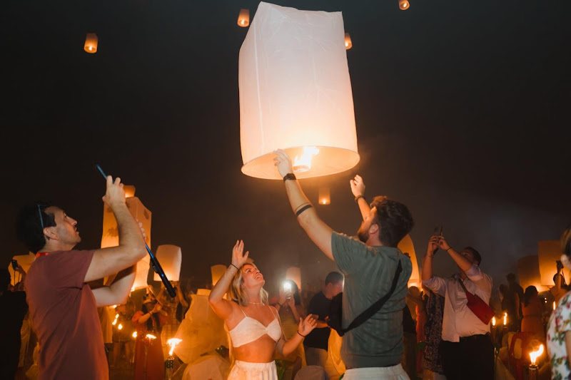 Moonlight Sky Lantern pick up point