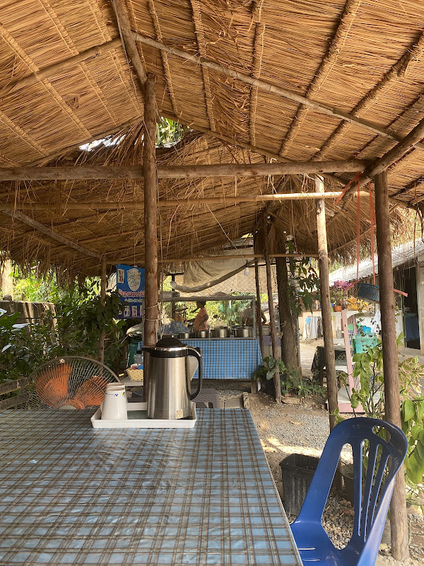 God Bless ร้านอาหาชาติติพันธ์