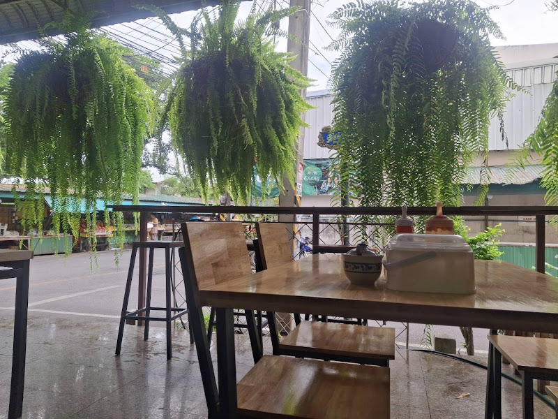 ครัวคุณเจ( J's Kitchen Authentic Thai food)