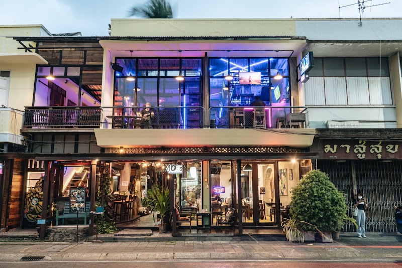 MOROOMS Restaurant & Bar