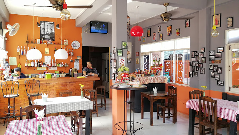 Paris Restaurant
