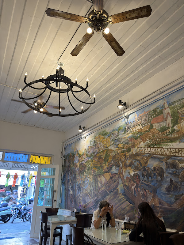 SIAM BISTRO